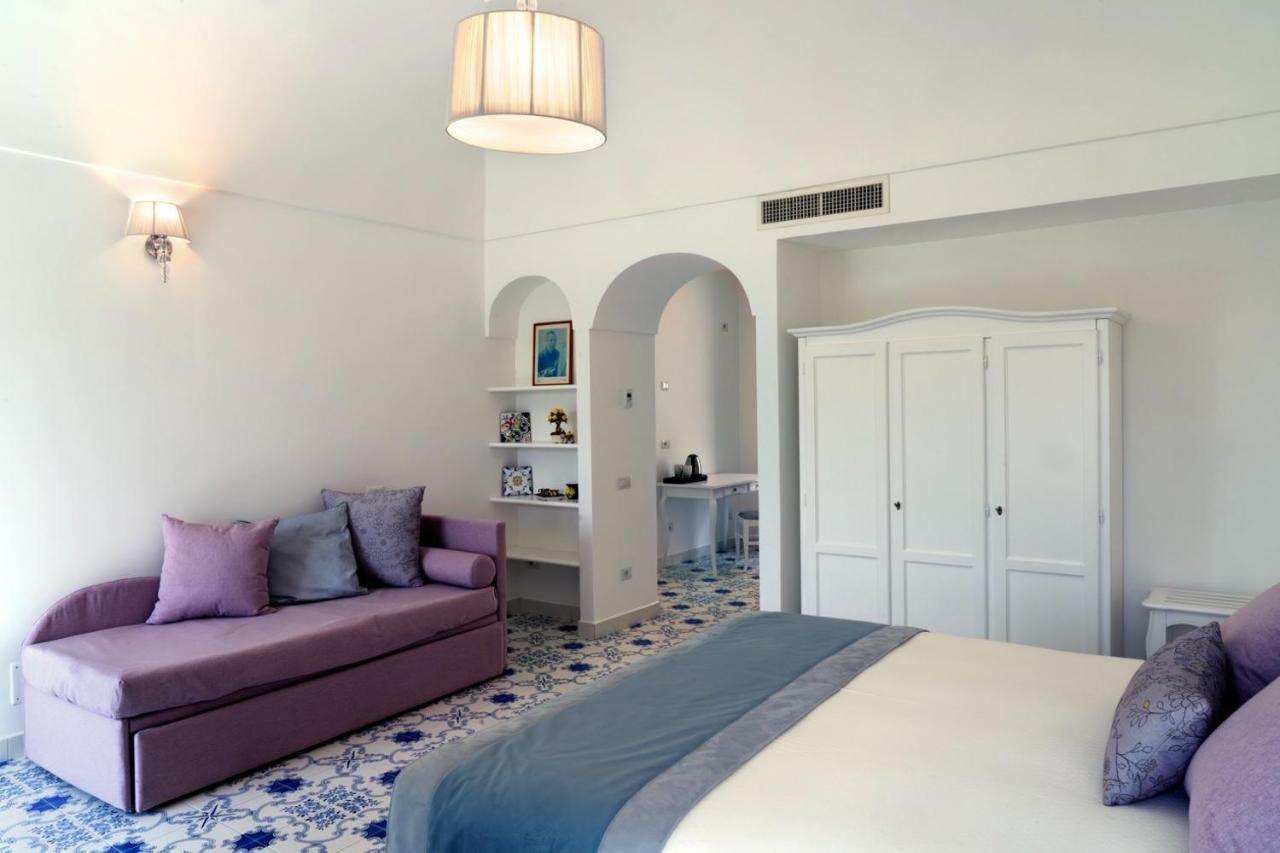 Suites In The Amalfi Coast - Guesthouse With Terrace Near Amalfi - Breathtaking View Of Ravello Scala Exterior photo