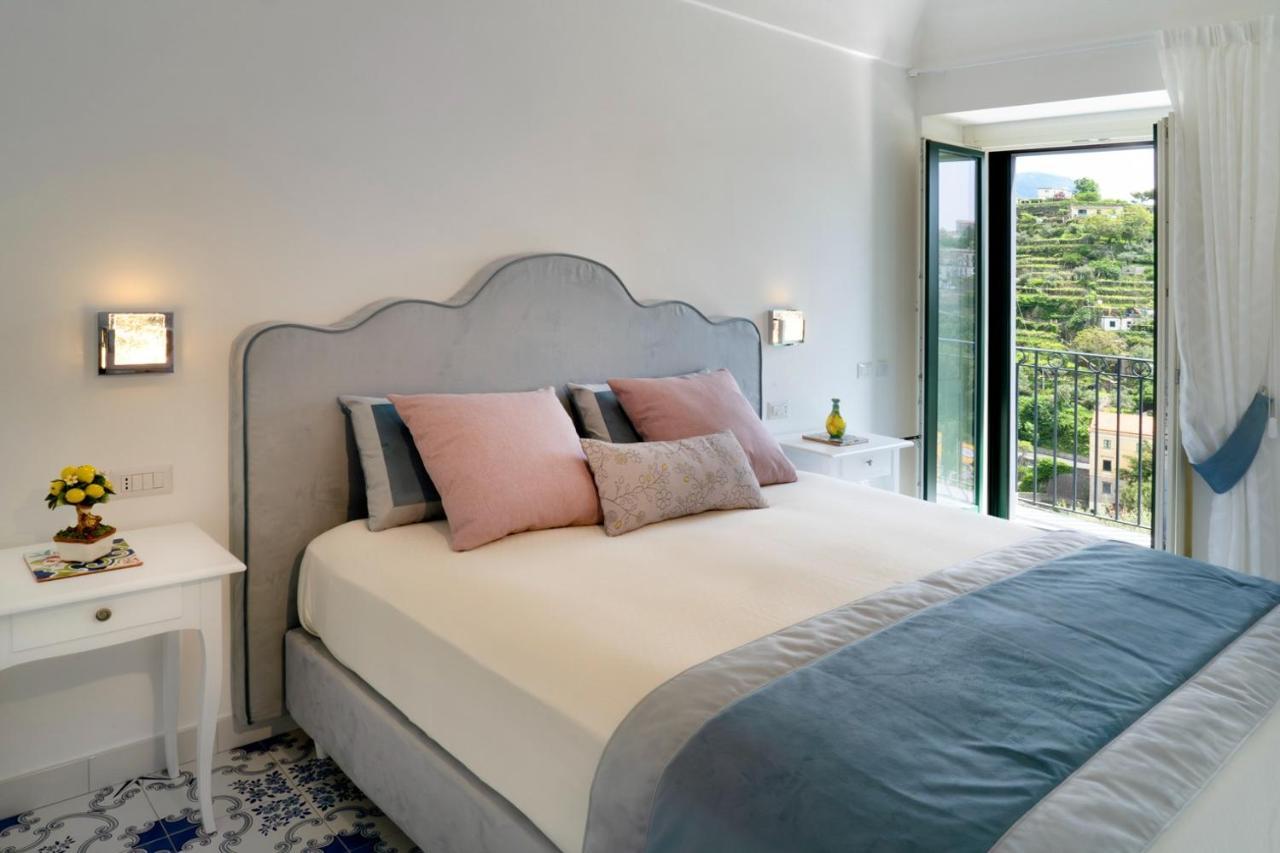 Suites In The Amalfi Coast - Guesthouse With Terrace Near Amalfi - Breathtaking View Of Ravello Scala Exterior photo