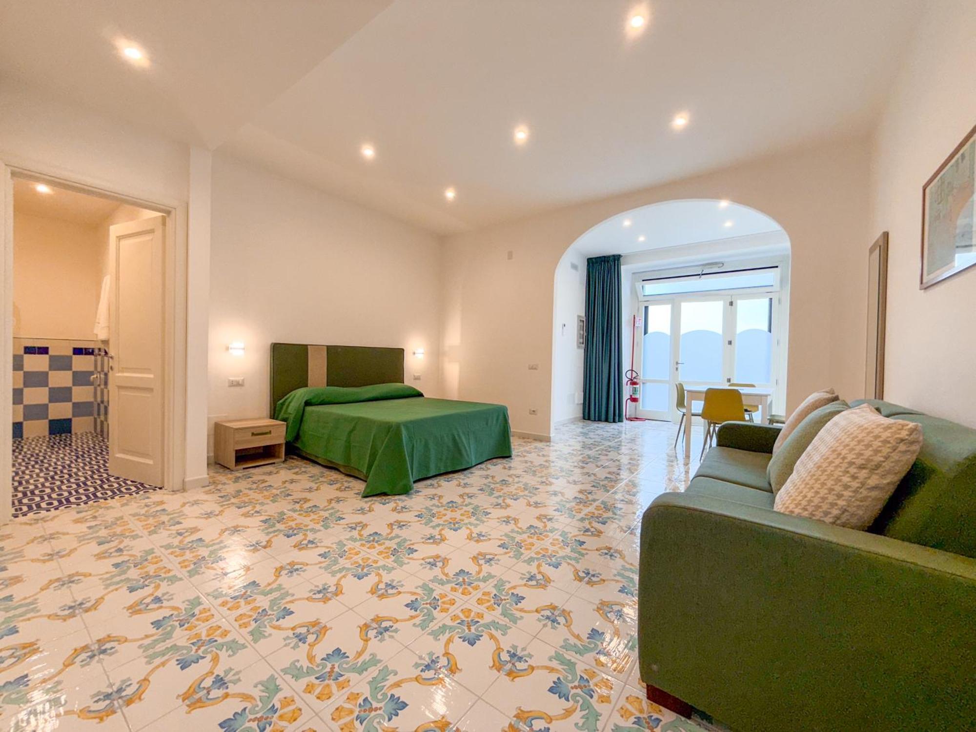 Suites In The Amalfi Coast - Guesthouse With Terrace Near Amalfi - Breathtaking View Of Ravello Scala Exterior photo
