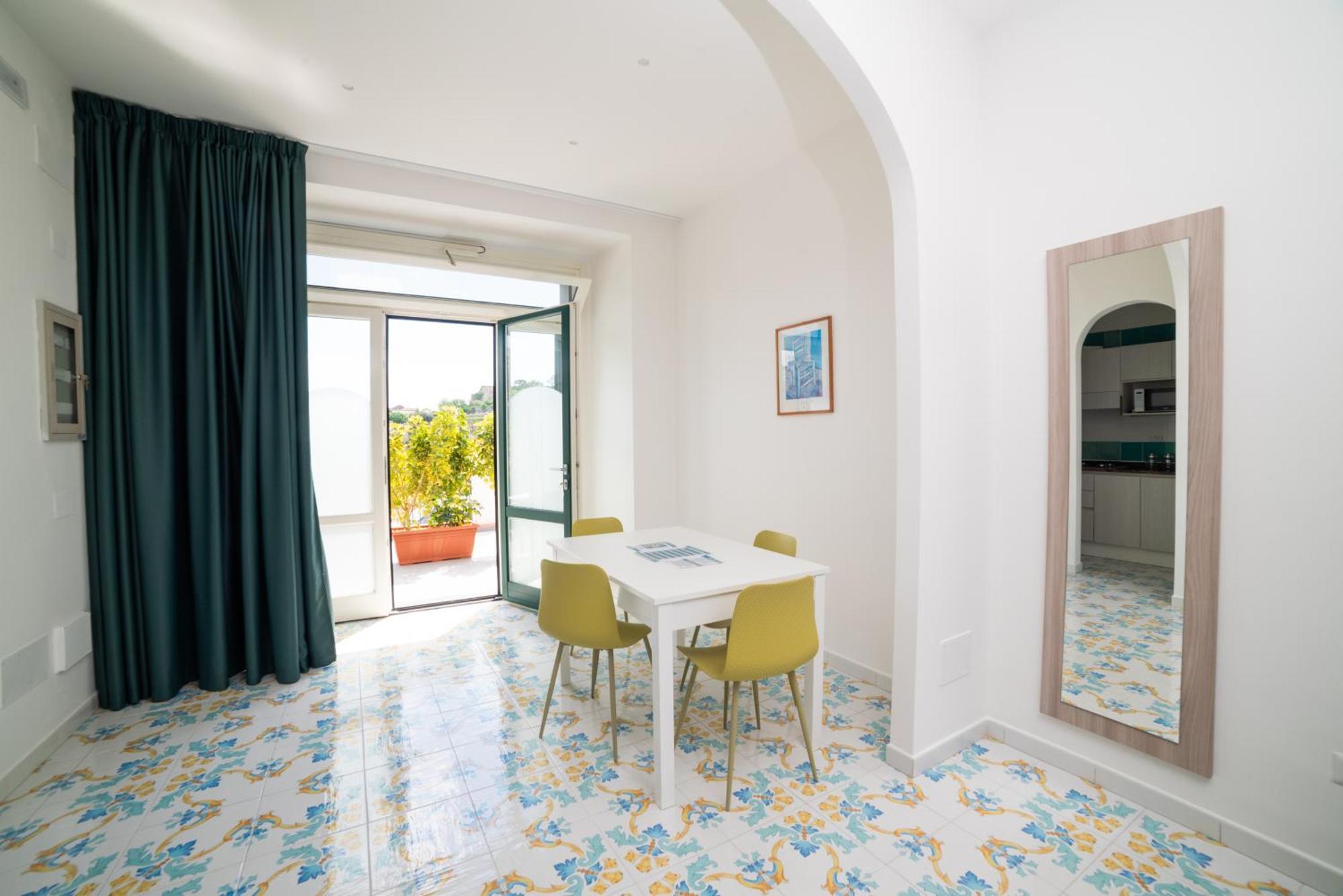 Suites In The Amalfi Coast - Guesthouse With Terrace Near Amalfi - Breathtaking View Of Ravello Scala Exterior photo